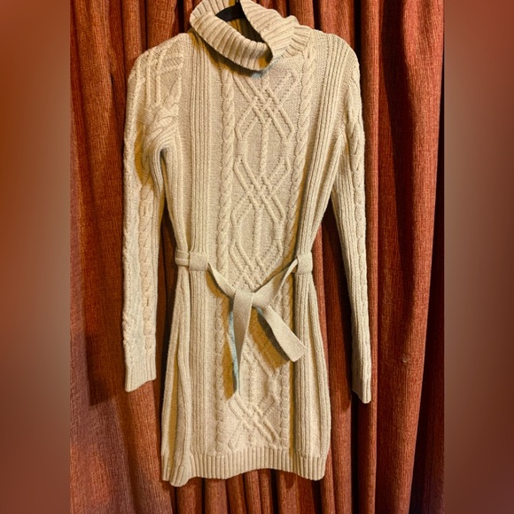 Urchin Dresses & Skirts - 🌼URCHIN KNIT KNEE DRESS